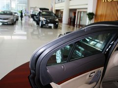 2012款 3.0L 自动 旗舰版