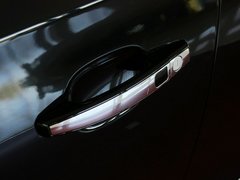 2012款 3.0L 自动 旗舰版