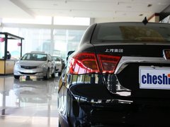 2012款 3.0L 自动 旗舰版