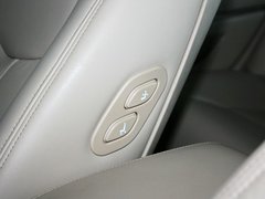 2012款 3.0L 自动 旗舰版