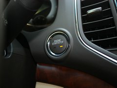 2012款 3.0L 自动 旗舰版