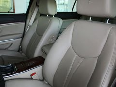 2012款 3.0L 自动 旗舰版