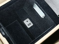 2012款 3.0L 自动 旗舰版
