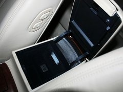2012款 3.0L 自动 旗舰版