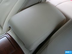 2012款 3.0L 自动 旗舰版