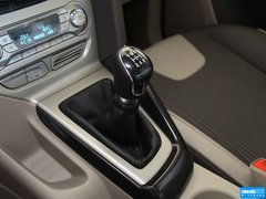 2012款 两厢 1.6L 手动 舒适型