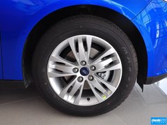 2012款 两厢 1.6L 手动 舒适型