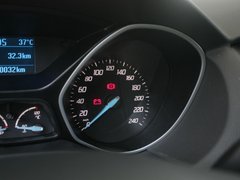 2012款 两厢 1.6L 自动 舒适型