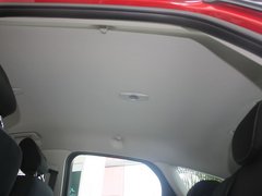 2012款 两厢 1.6L 自动 舒适型