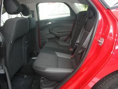 2012款 两厢 1.6L 自动 舒适型