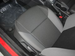 2012款 两厢 1.6L 自动 舒适型