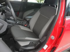 2012款 两厢 1.6L 自动 舒适型