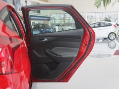 2012款 两厢 1.6L 自动 舒适型