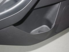 2012款 两厢 1.6L 自动 舒适型