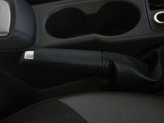 2012款 两厢 1.6L 自动 舒适型