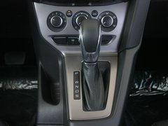 2012款 两厢 1.6L 自动 舒适型