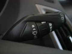 2012款 两厢 1.6L 自动 舒适型