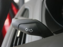 2012款 两厢 1.6L 自动 舒适型