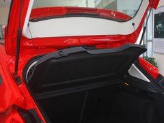 2012款 两厢 1.6L 自动 舒适型