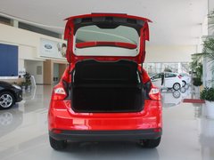 2012款 两厢 1.6L 自动 舒适型