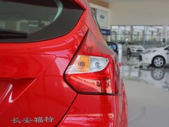 2012款 两厢 1.6L 自动 舒适型