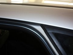 2012款 两厢 1.6L 自动 舒适型