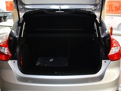 2012款 两厢 1.6L 自动 舒适型