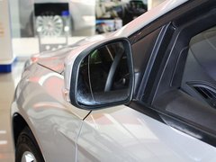 2012款 两厢 1.6L 自动 舒适型