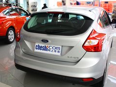 2012款 两厢 1.6L 自动 舒适型