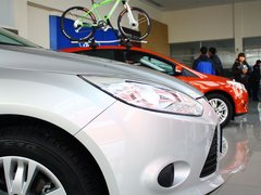 2012款 两厢 1.6L 自动 舒适型