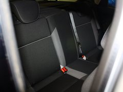 2012款 两厢 1.6L 自动 舒适型