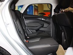 2012款 两厢 1.6L 自动 舒适型
