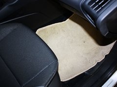 2012款 两厢 1.6L 自动 舒适型