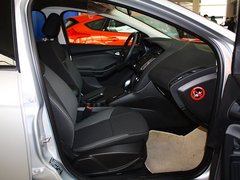 2012款 两厢 1.6L 自动 舒适型