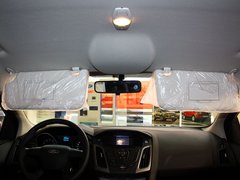 2012款 两厢 1.6L 自动 舒适型