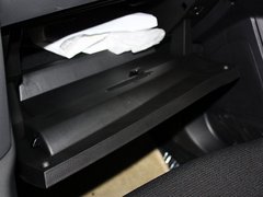 2012款 两厢 1.6L 自动 舒适型