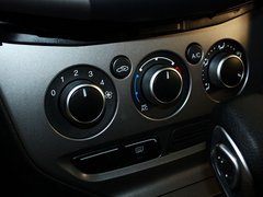 2012款 两厢 1.6L 自动 舒适型