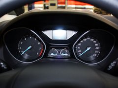 2012款 两厢 1.6L 自动 舒适型