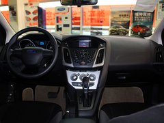 2012款 两厢 1.6L 自动 舒适型