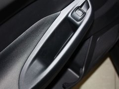 2012款 两厢 1.6L 自动 舒适型