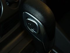 2012款 两厢 1.6L 自动 舒适型