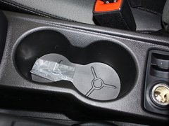 2012款 两厢 1.6L 自动 舒适型