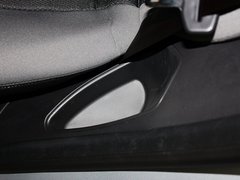 2012款 两厢 1.6L 自动 舒适型