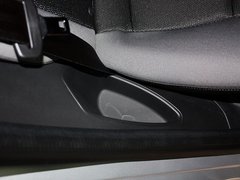 2012款 两厢 1.6L 自动 舒适型