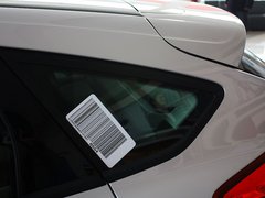 2012款 两厢 1.6L 自动 舒适型