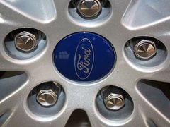 2012款 两厢 1.6L 自动 舒适型