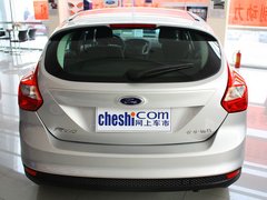2012款 两厢 1.6L 自动 舒适型