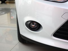 2012款 两厢 1.6L 自动 舒适型