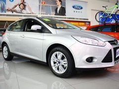 2012款 两厢 1.6L 自动 舒适型