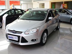 2012款 两厢 1.6L 自动 舒适型